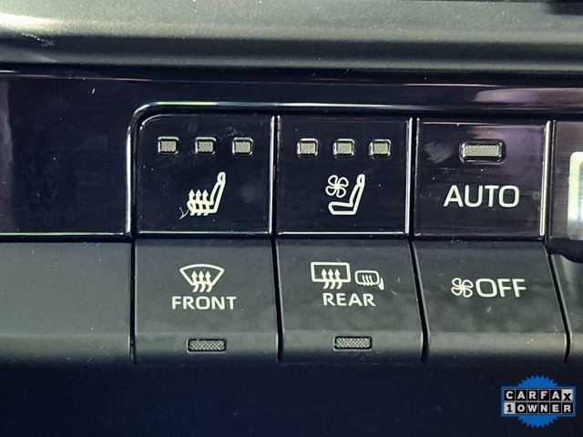 Used 2025 Toyota Crown XLE image 22