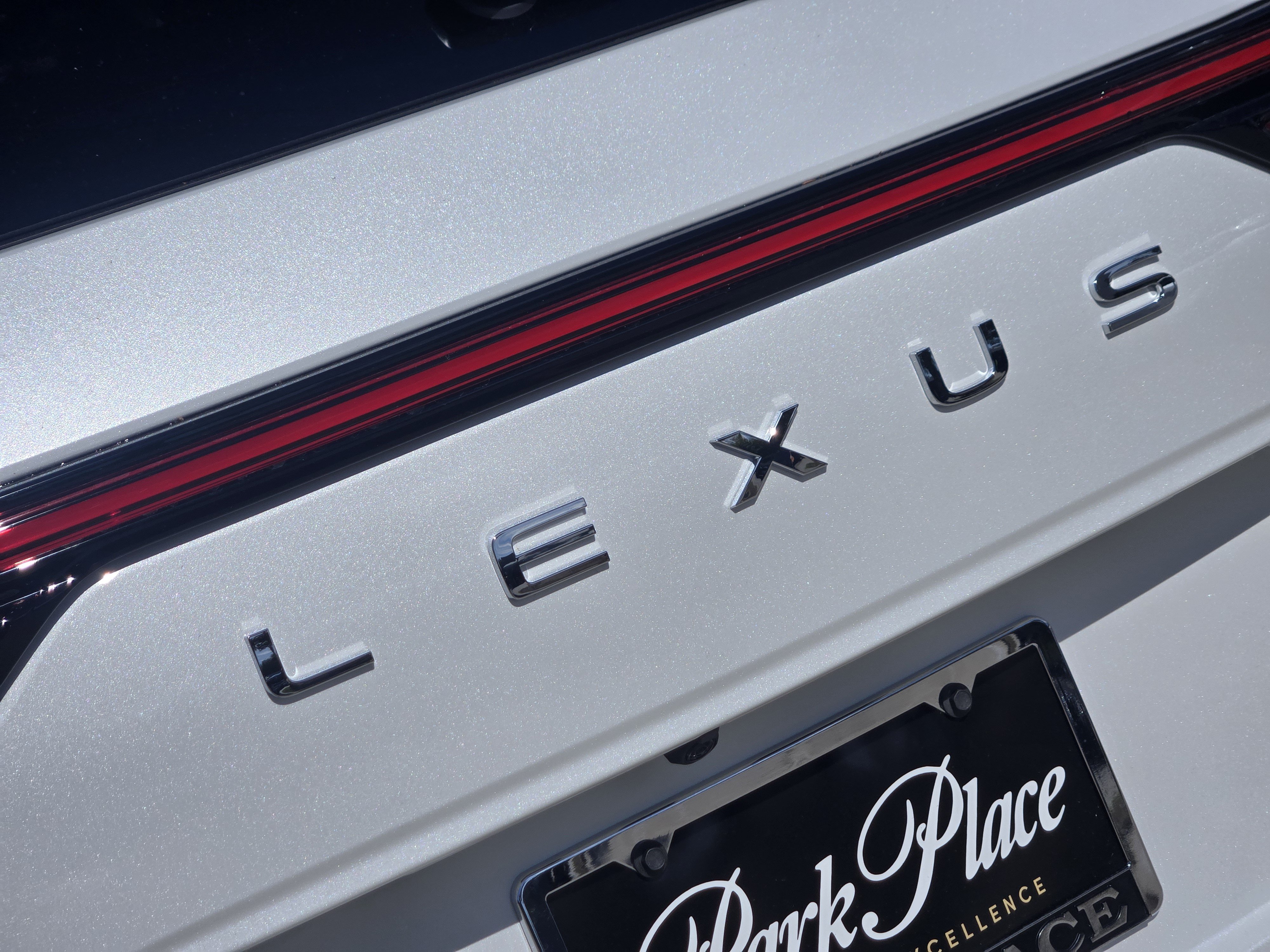 New 2026 Lexus LX 700h Luxury w/ Appearance Package AWD/4WD image 23