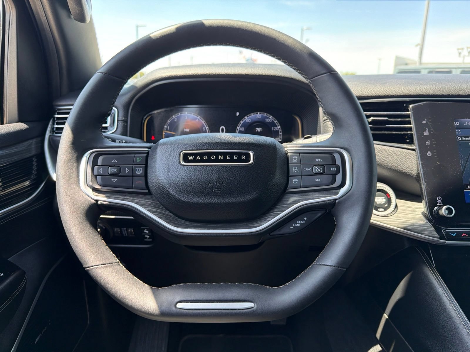 Used 2024 Jeep Wagoneer Series II w/ Flexible Seating Group RWD image 20