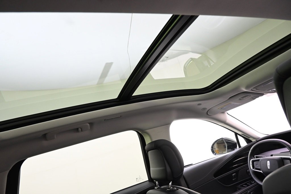 New 2026 Lincoln Nautilus Premier w/ Equipment Group 102A image 17