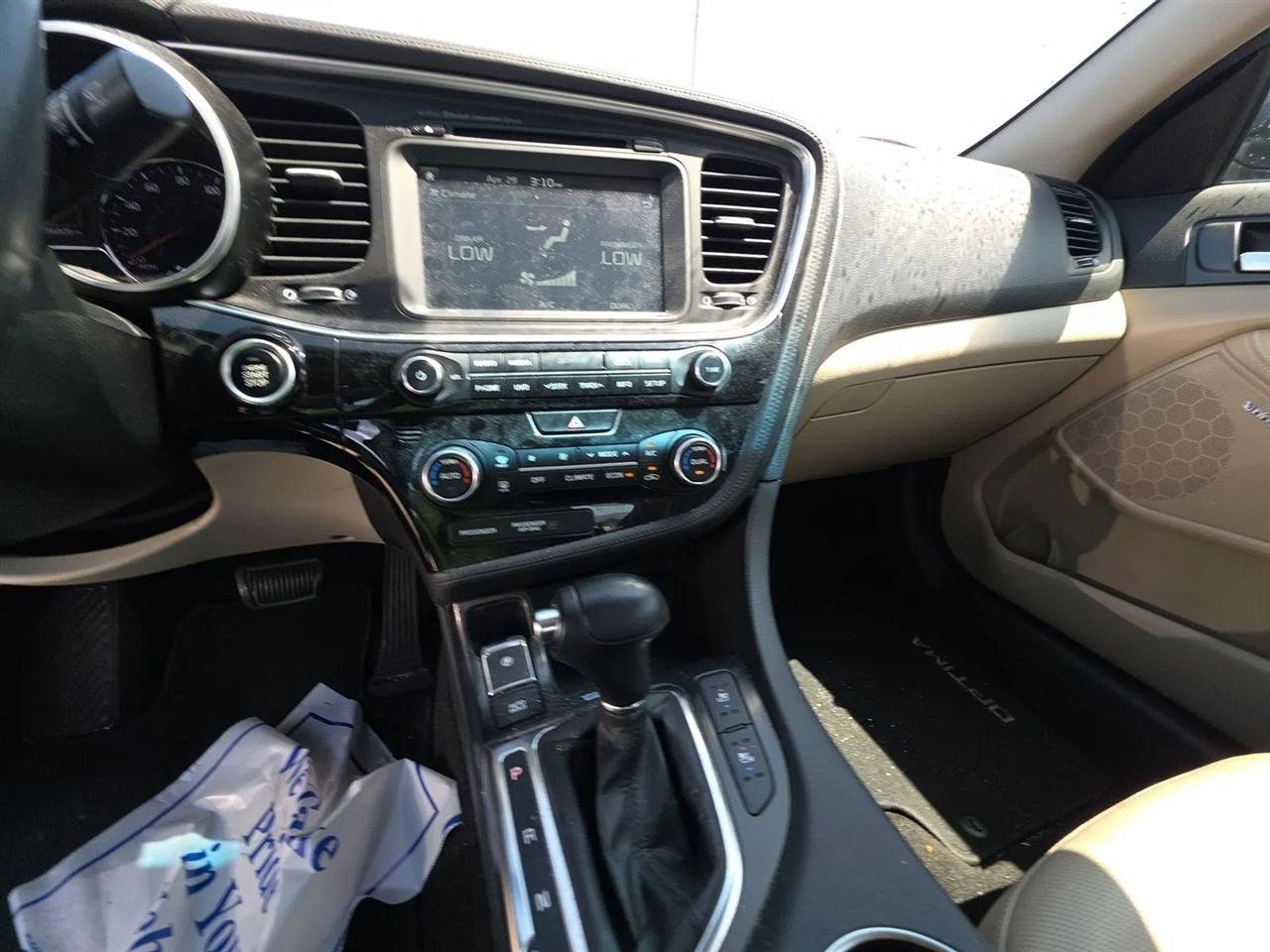 Used 2015 Kia Optima EX FWD image 17