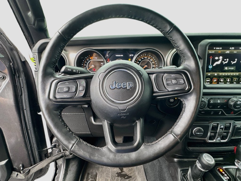 Used 2022 Jeep Wrangler Unlimited Sport AWD/4WD image 12