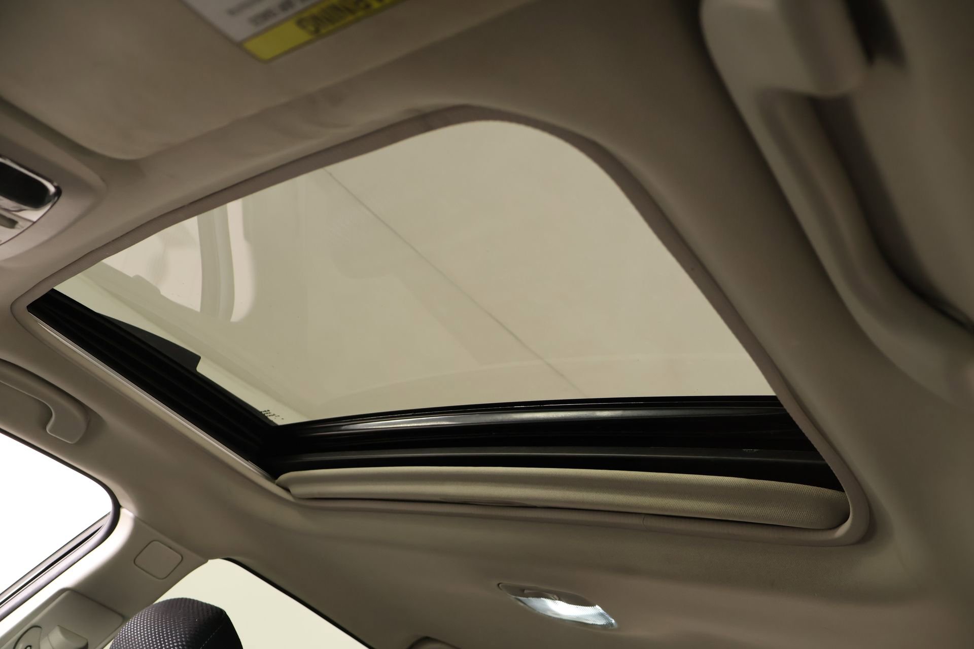 Used 2019 Subaru Outback 2.5i Premium w/ Popular Package #2 image 15