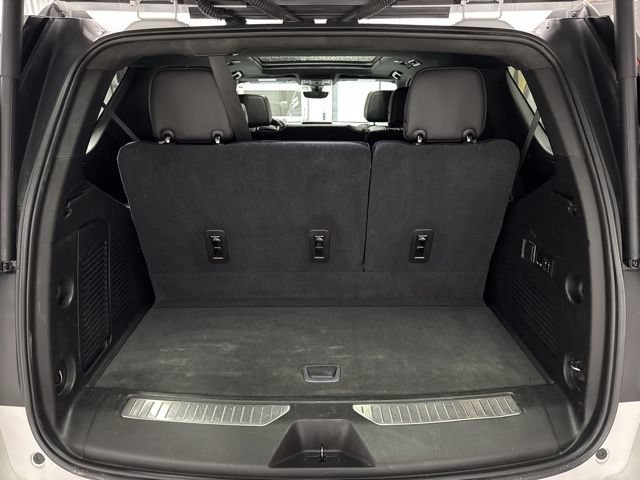 Used 2021 Chevrolet Tahoe High Country w/ Premium Package AWD/4WD image 23
