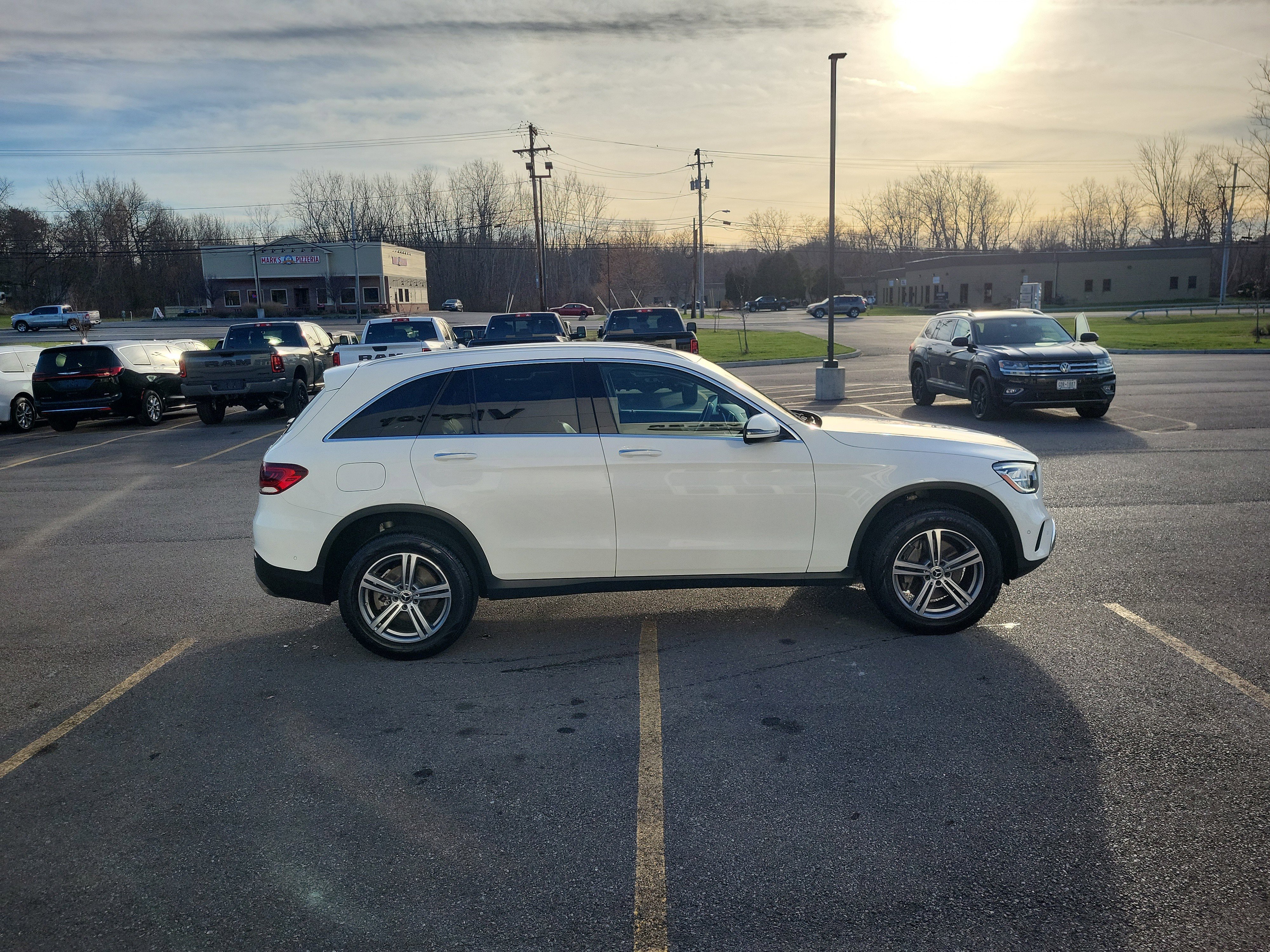 Used 2022 Mercedes-Benz GLC 300 4MATIC image 15