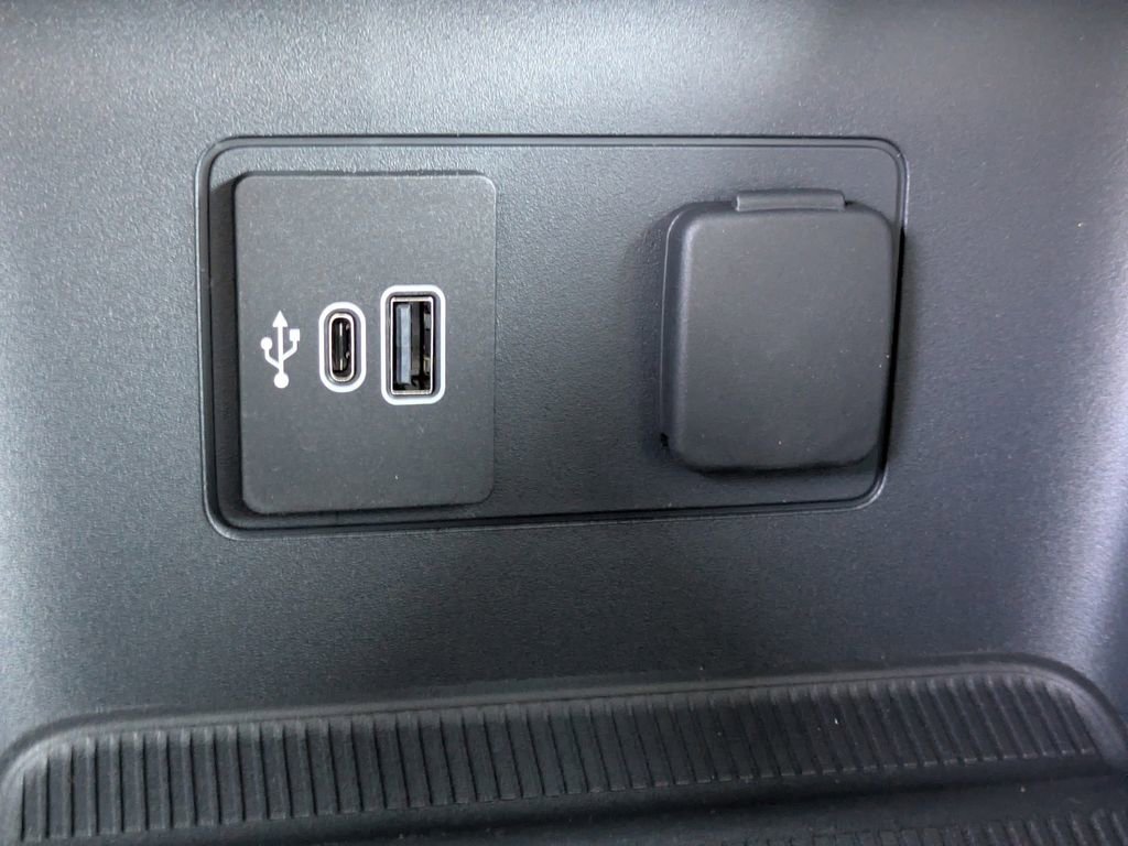 New 2026 Ford Explorer Active image 26