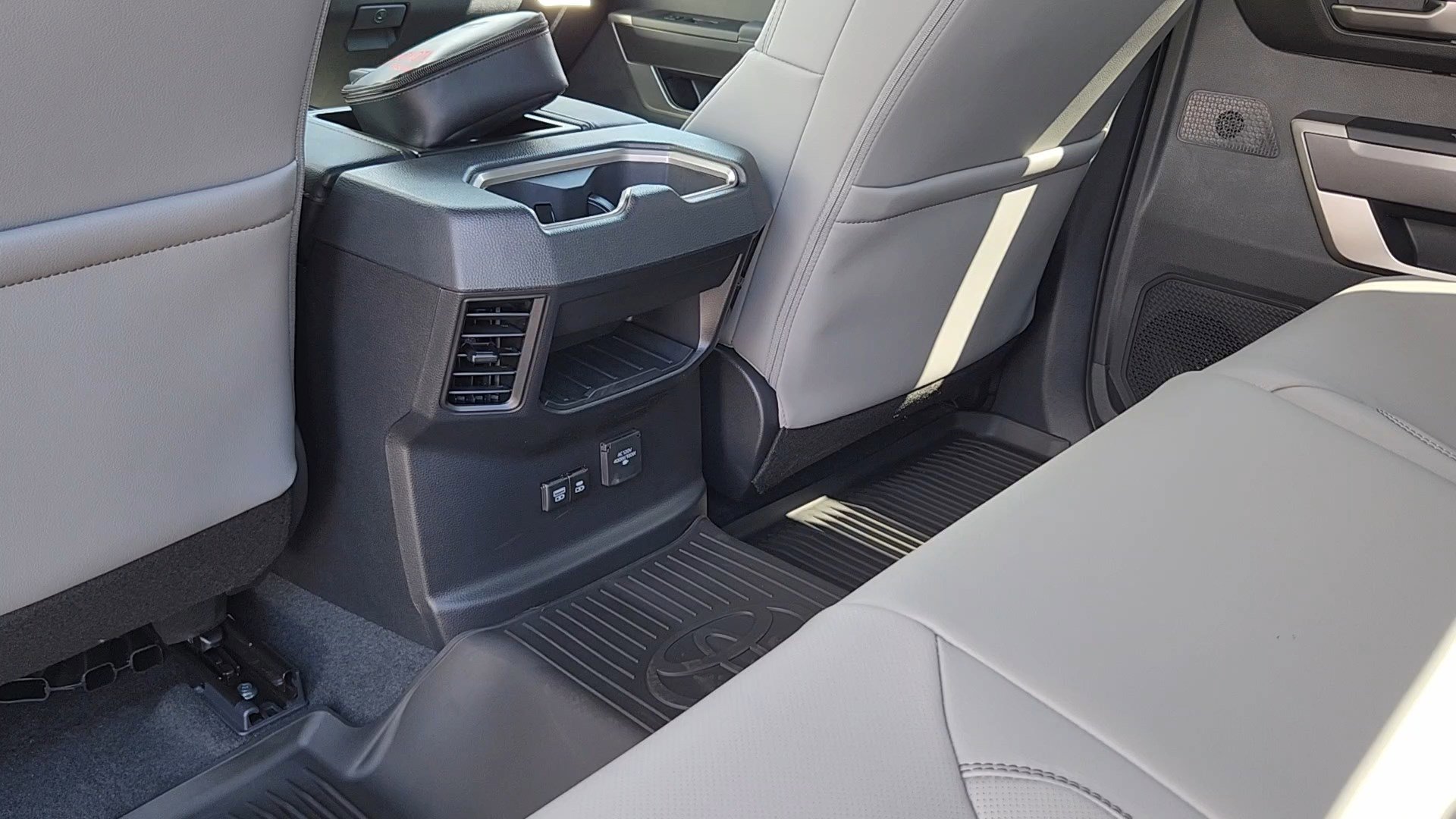 New 2026 Toyota Tundra SR5 AWD/4WD image 16