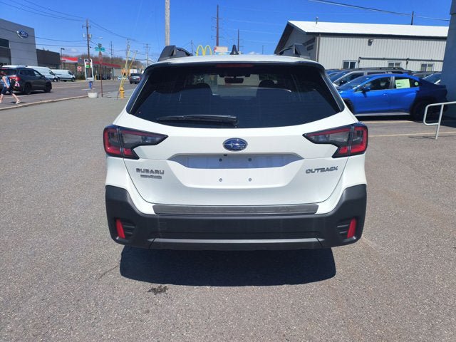 Used 2022 Subaru Outback Premium AWD/4WD image 7