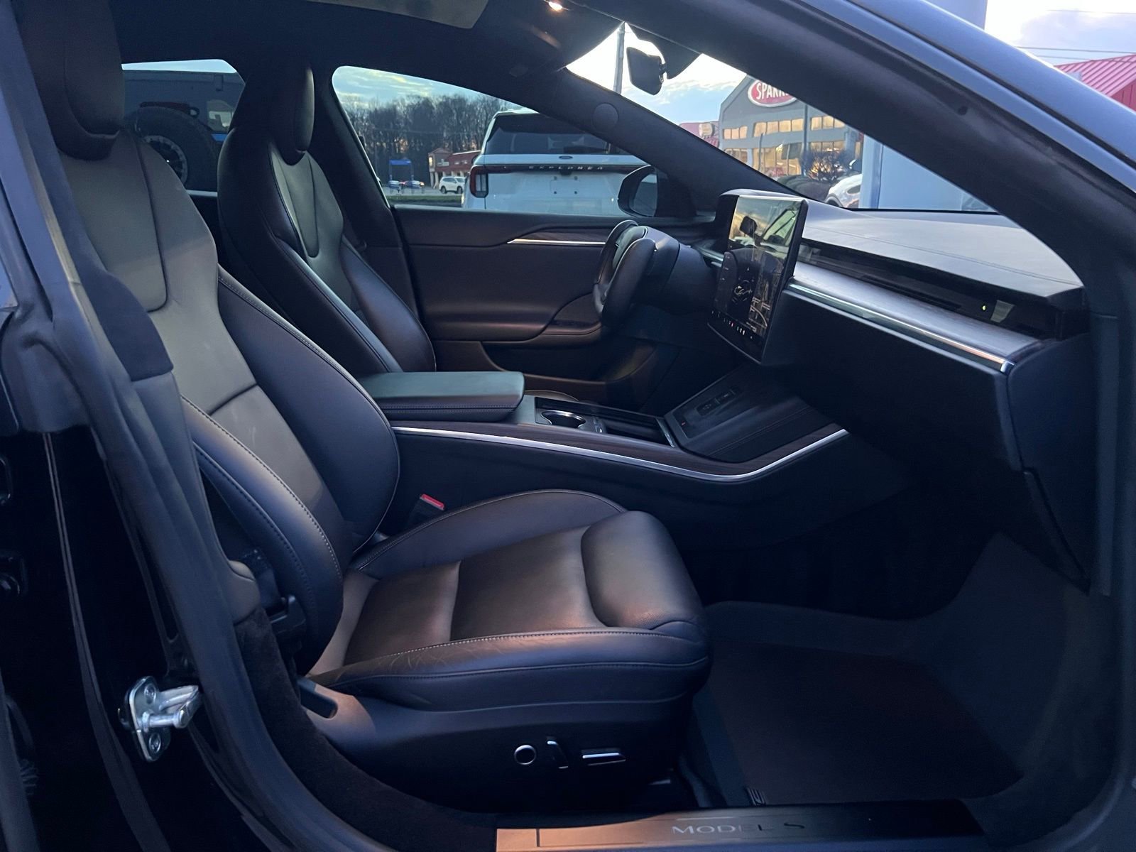 Used 2021 Tesla Model S Plaid image 30