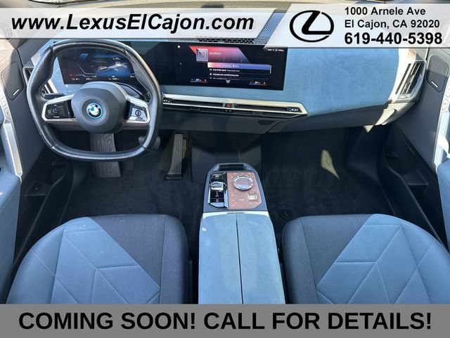 Used 2023 BMW iX xDrive50 w/ Premium Package AWD/4WD image 8