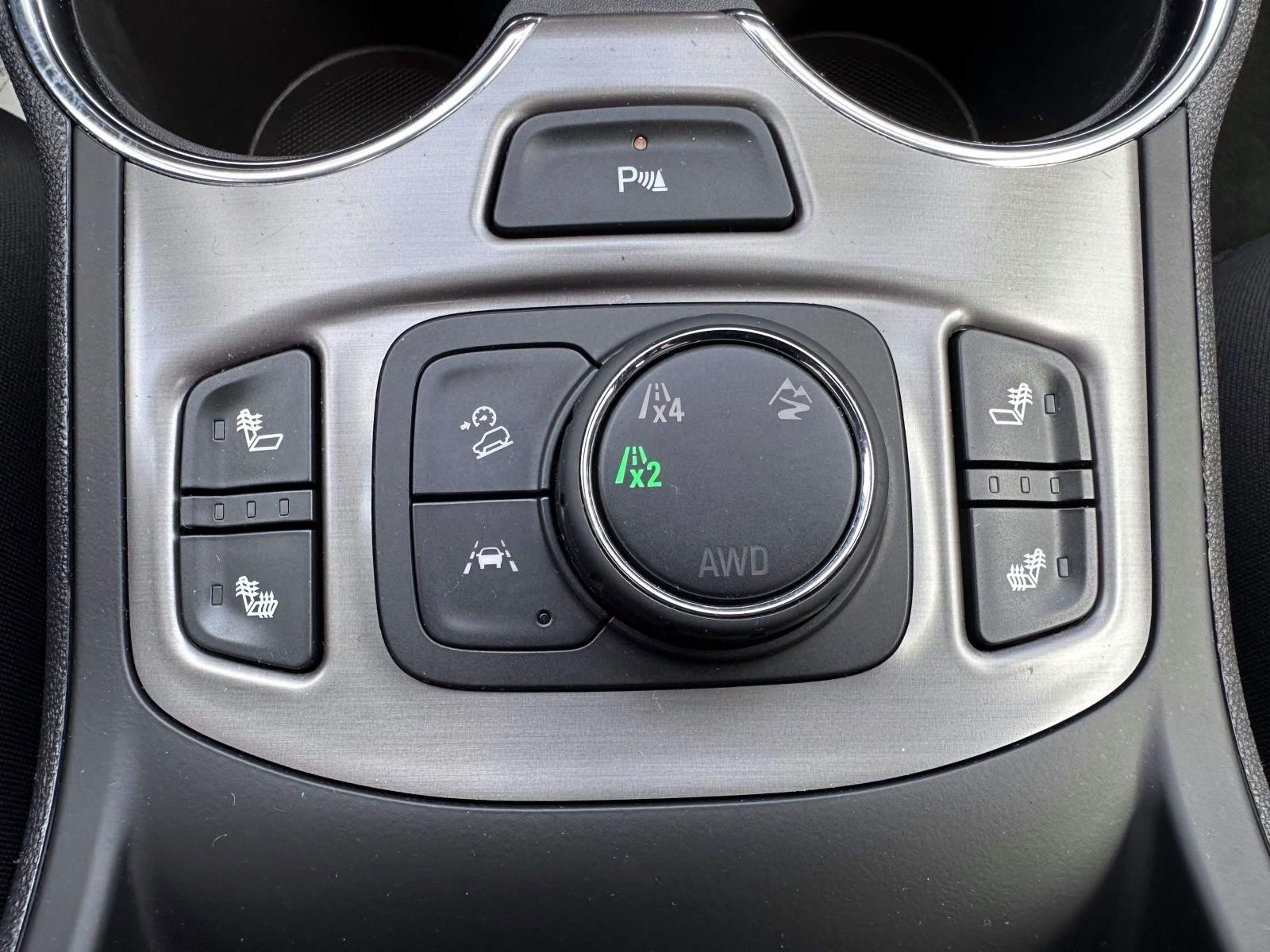 Used 2023 GMC Terrain AT4 w/ Infotainment Package II AWD/4WD image 28