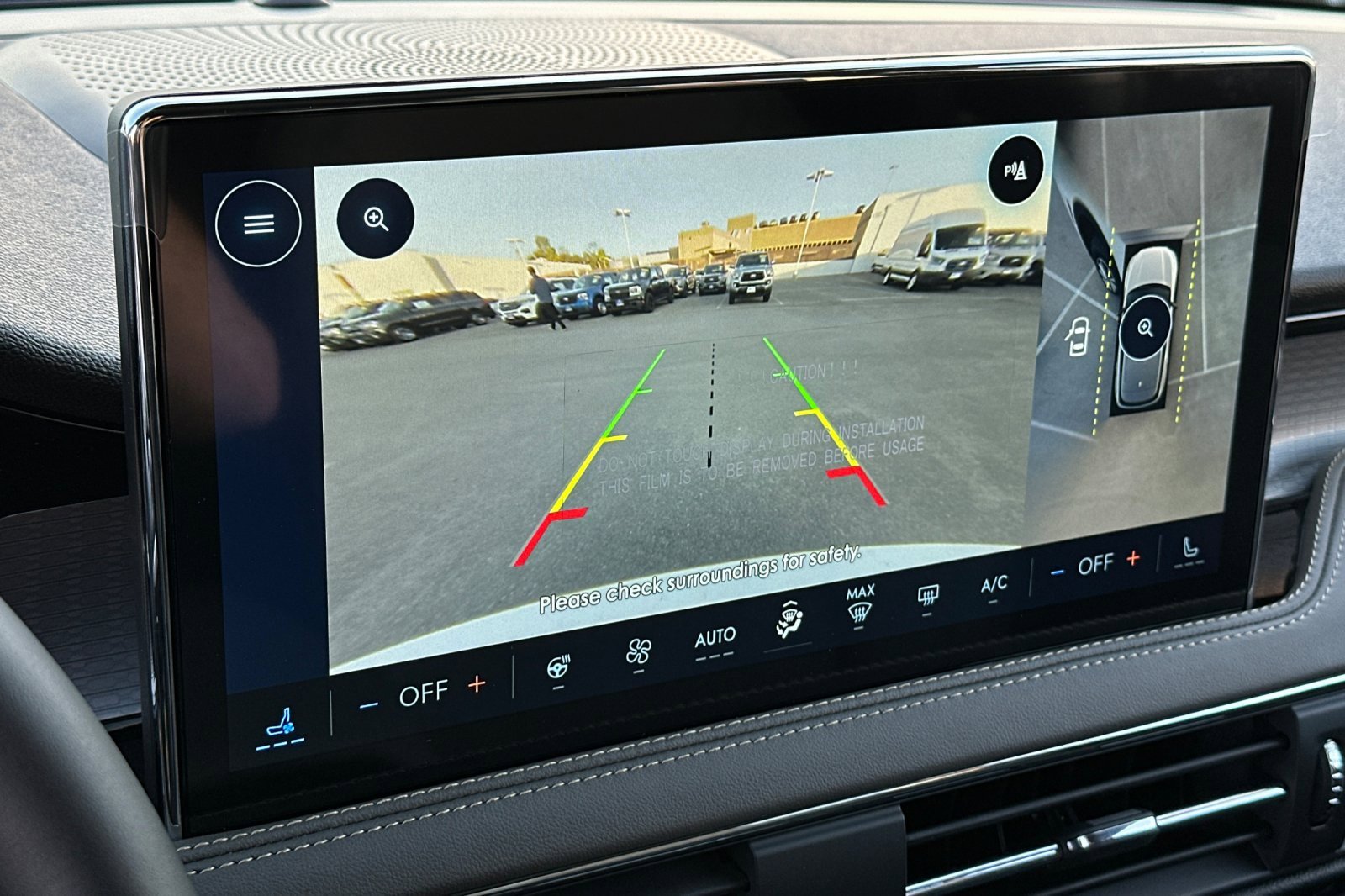 New 2025 Lincoln Corsair FWD w/ Equipment Group 101A image 19