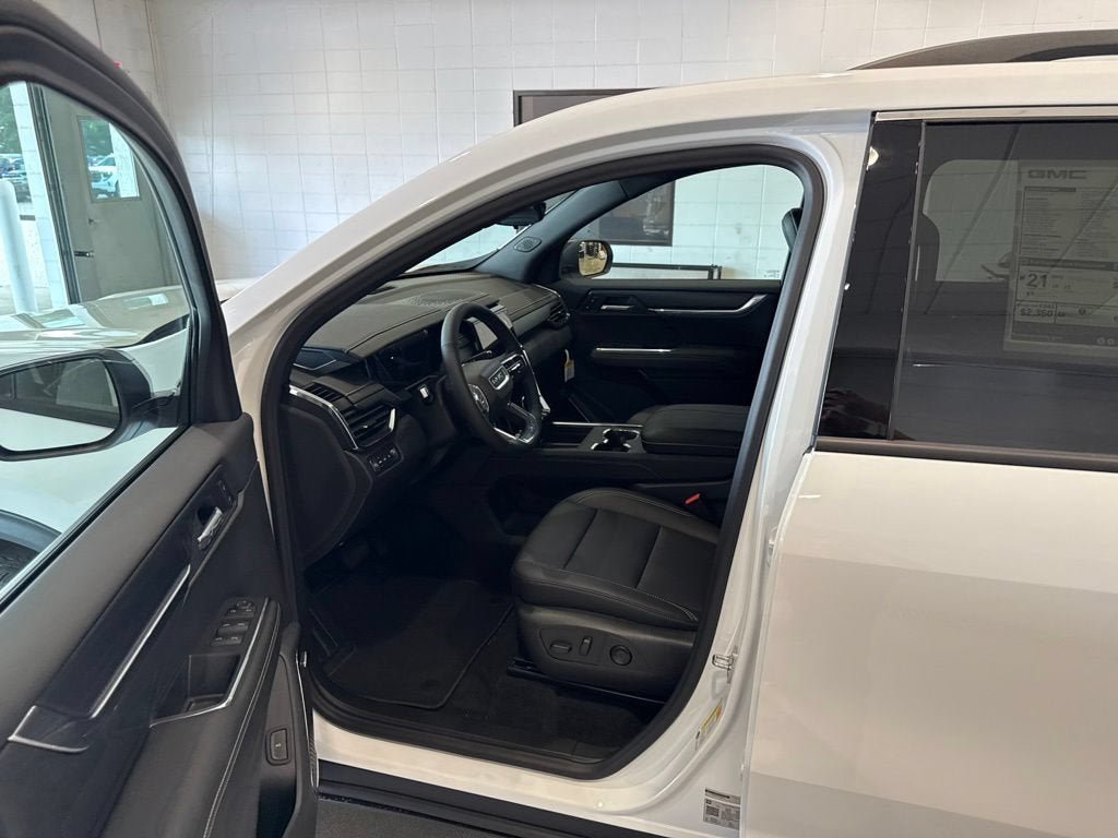 New 2026 GMC Acadia Elevation w/ Elevation Premium Package AWD/4WD image 22