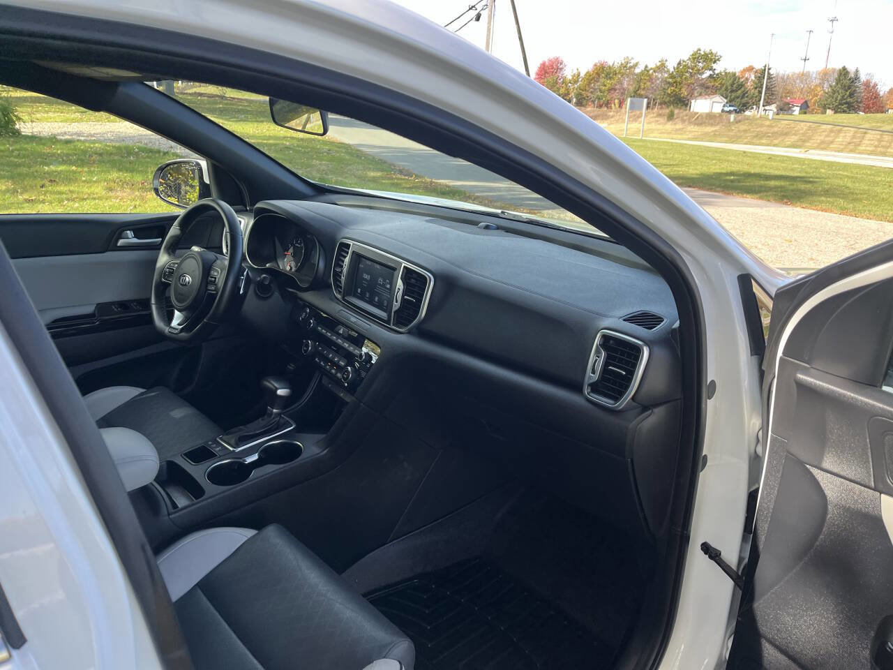 Used 2018 Kia Sportage EX w/ EX Sport Appearance Package image 32