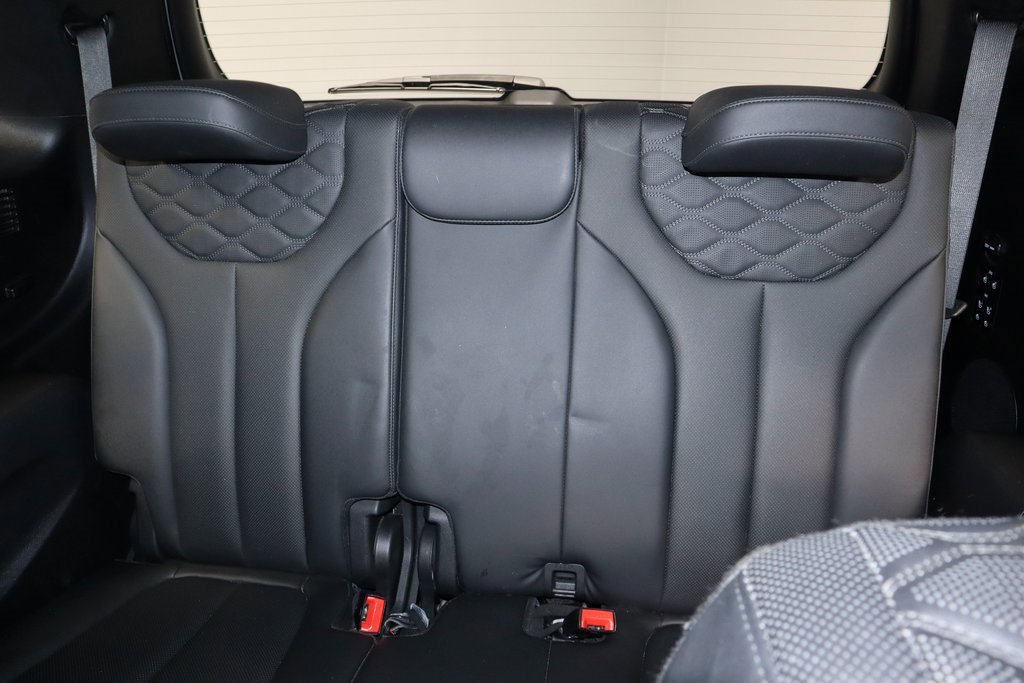 Used 2022 Hyundai Palisade Limited image 24