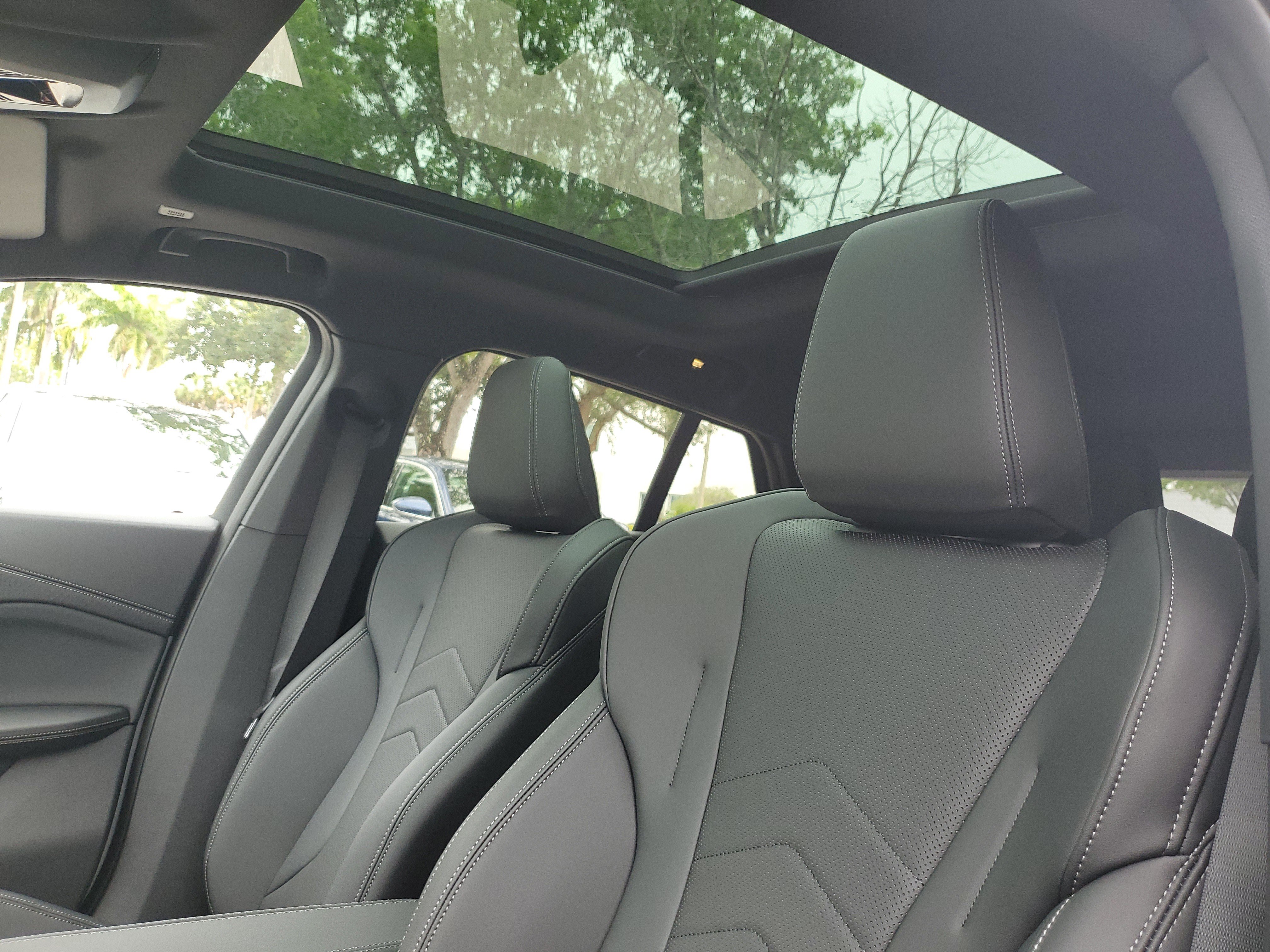 New 2026 BMW X2 xDrive28i w/ M Sport Package AWD/4WD image 18
