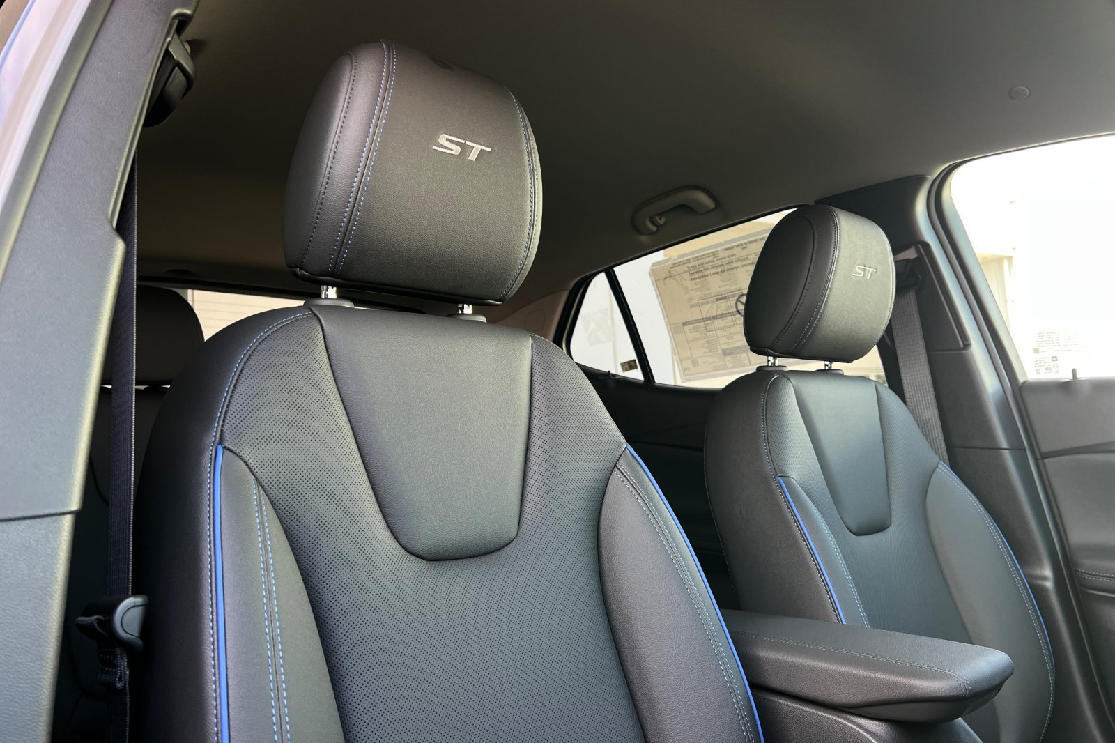 New 2026 Buick Encore GX Sport Touring w/ Comfort Package FWD image 18
