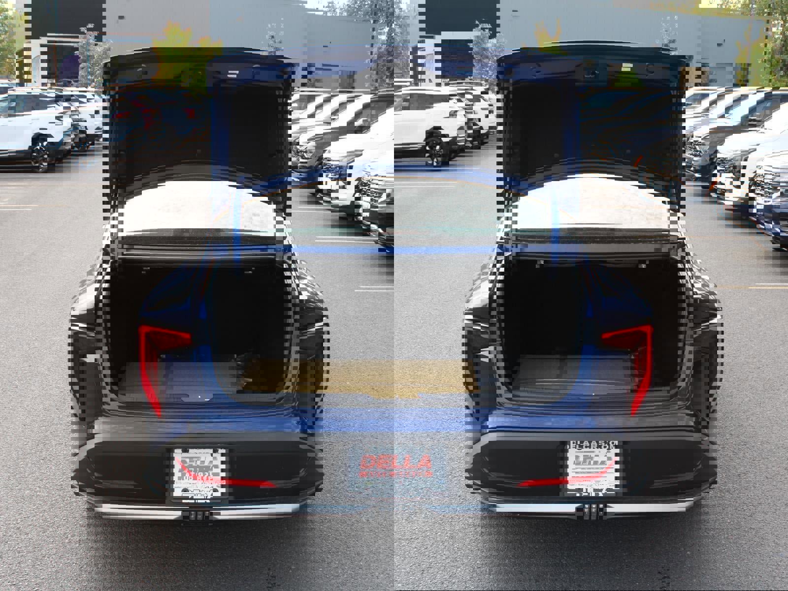 New 2025 Kia K4 LXS image 7