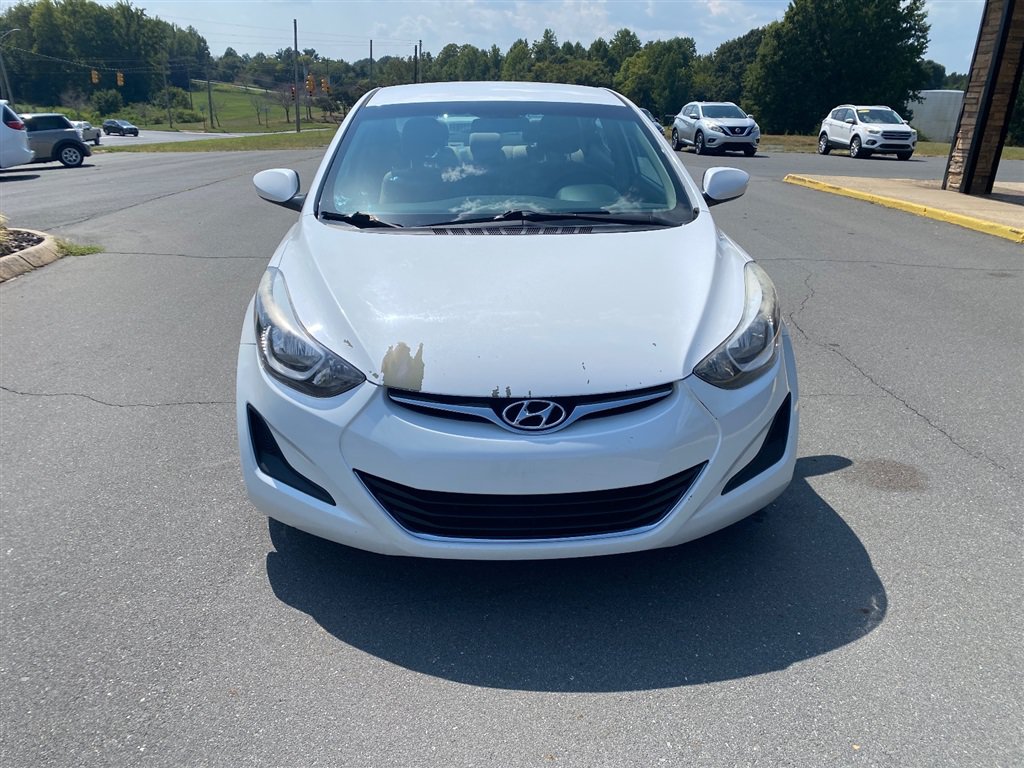 Used 2016 Hyundai Elantra SE FWD image 2