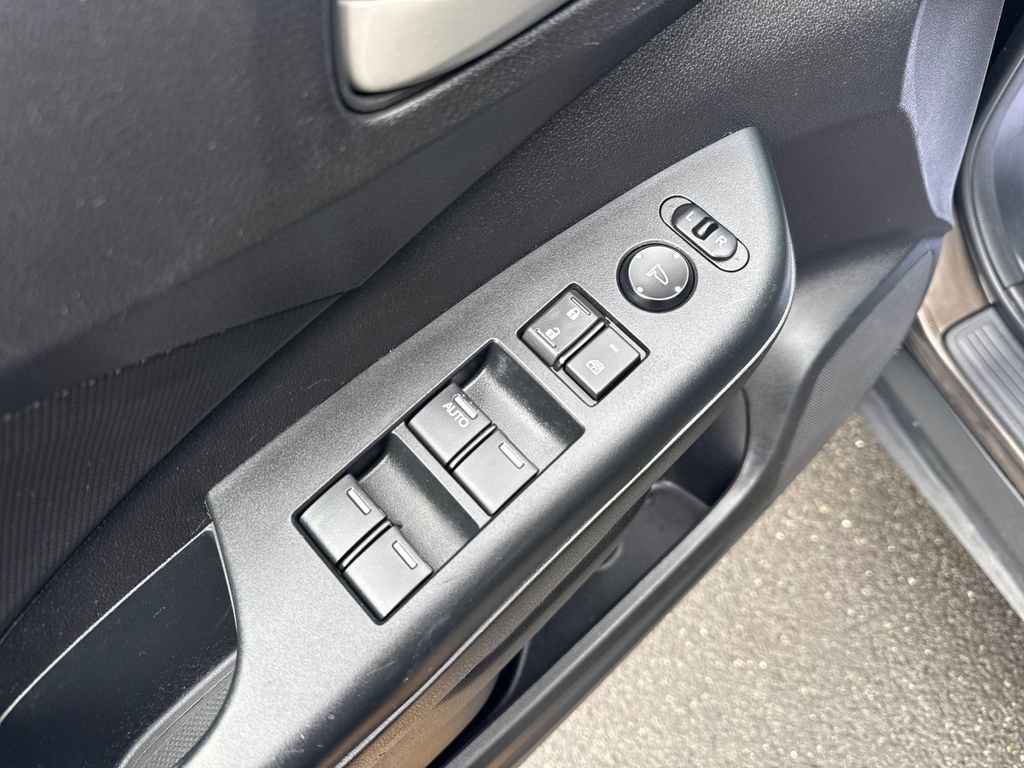 Used 2014 Honda CR-V LX image 24