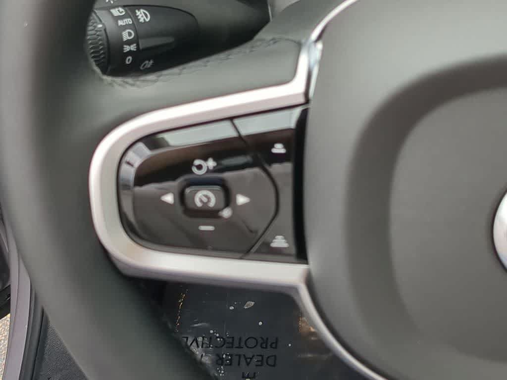 Certified 2026 Volvo XC60 B5 Plus w/ Protection Package Premier AWD/4WD image 22