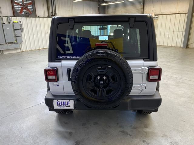 Used 2025 Jeep Wrangler Sport image 7