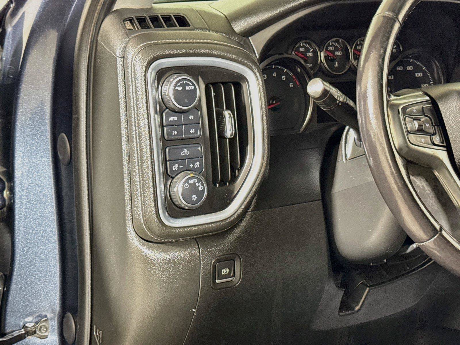Used 2021 Chevrolet Silverado 1500 LT w/ Z71 Off-Road Package AWD/4WD image 8