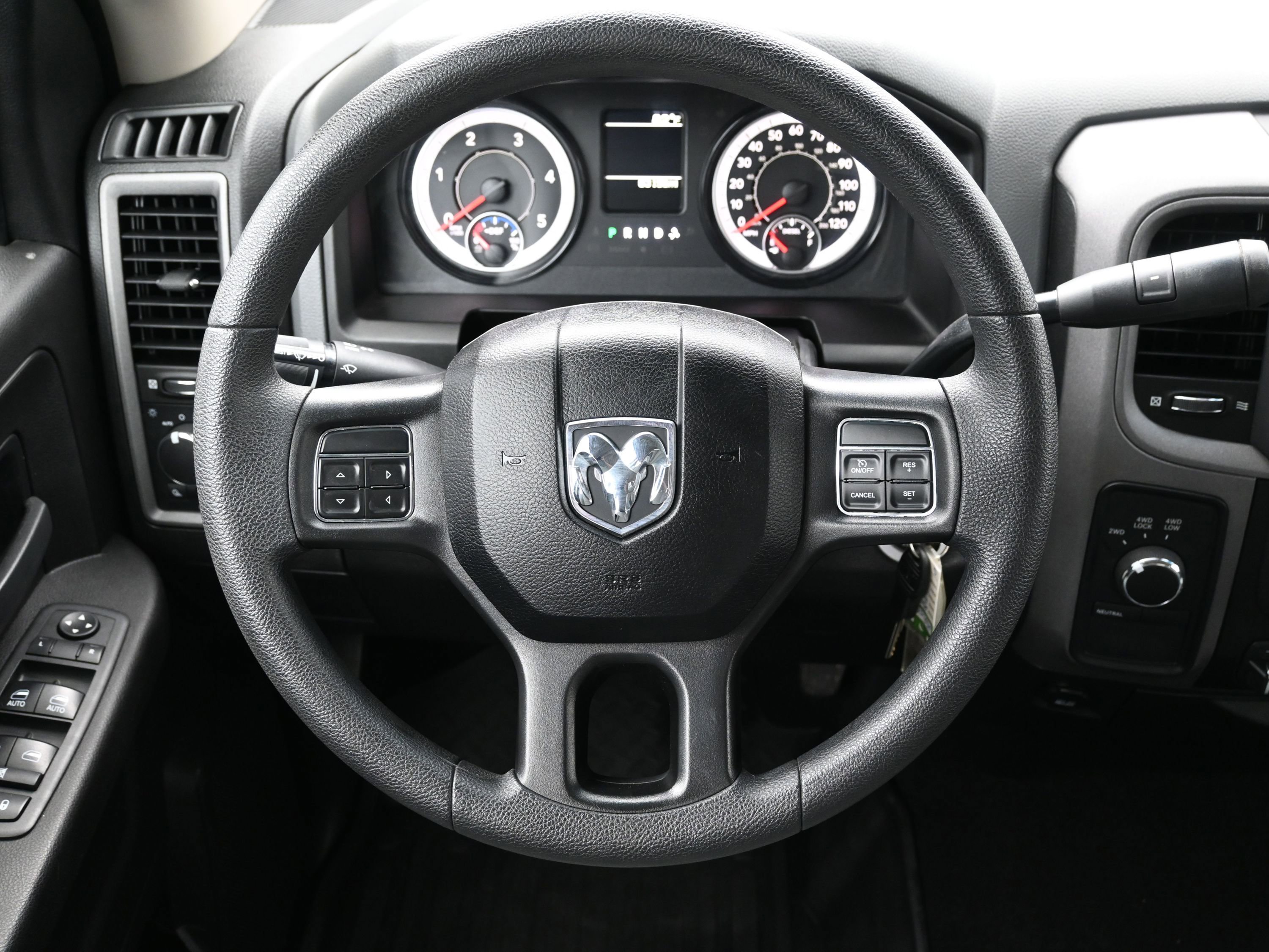 Used 2018 RAM 2500 Tradesman w/ Chrome Appearance Group image 15