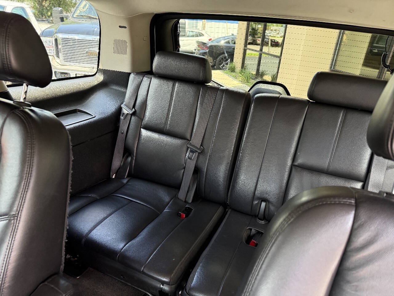 Used 2008 Chevrolet Tahoe LT w/ LT Preferred Equipment Group RWD image 11