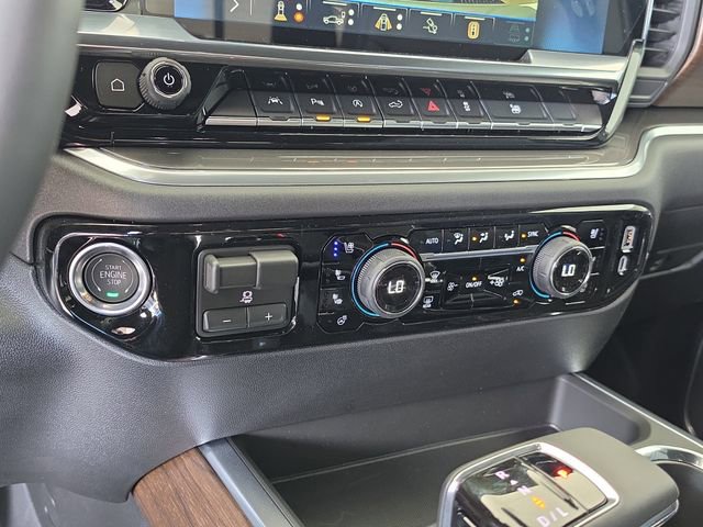 New 2026 Chevrolet Silverado 1500 High Country AWD/4WD image 21