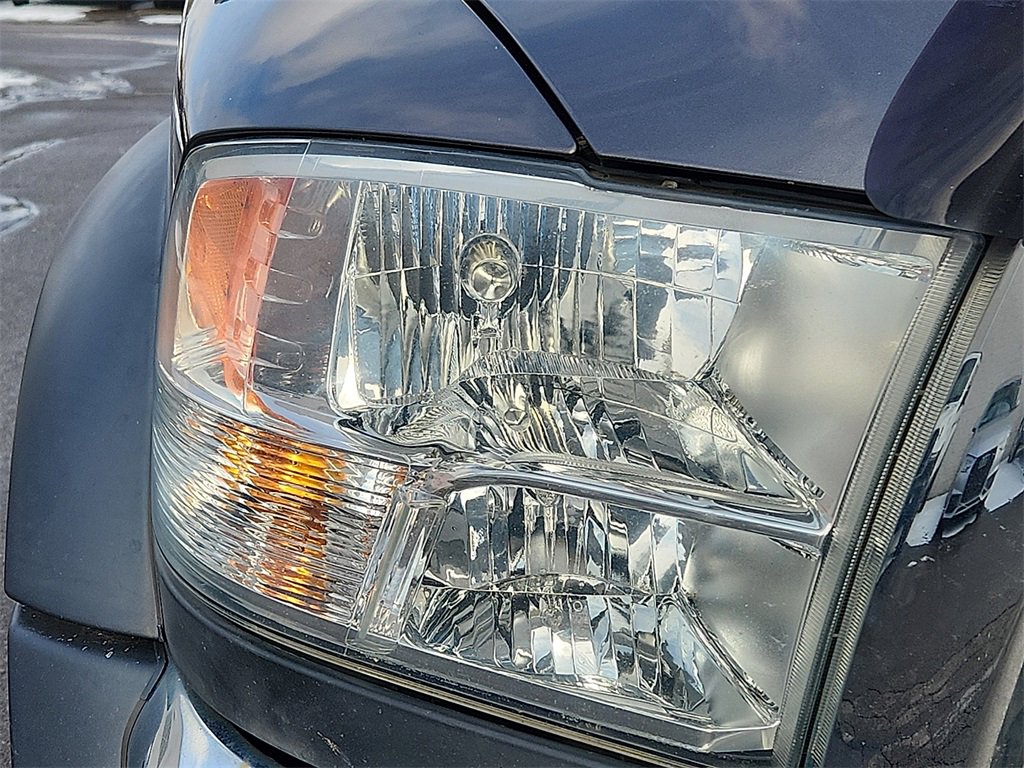 Used 2017 RAM 4500 Tradesman w/ Power & Remote Entry Group image 9