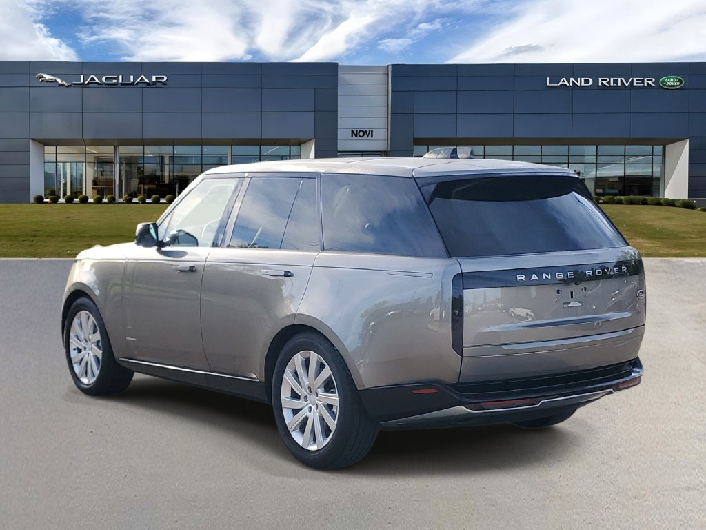 Used 2023 Land Rover Range Rover SE AWD/4WD image 4