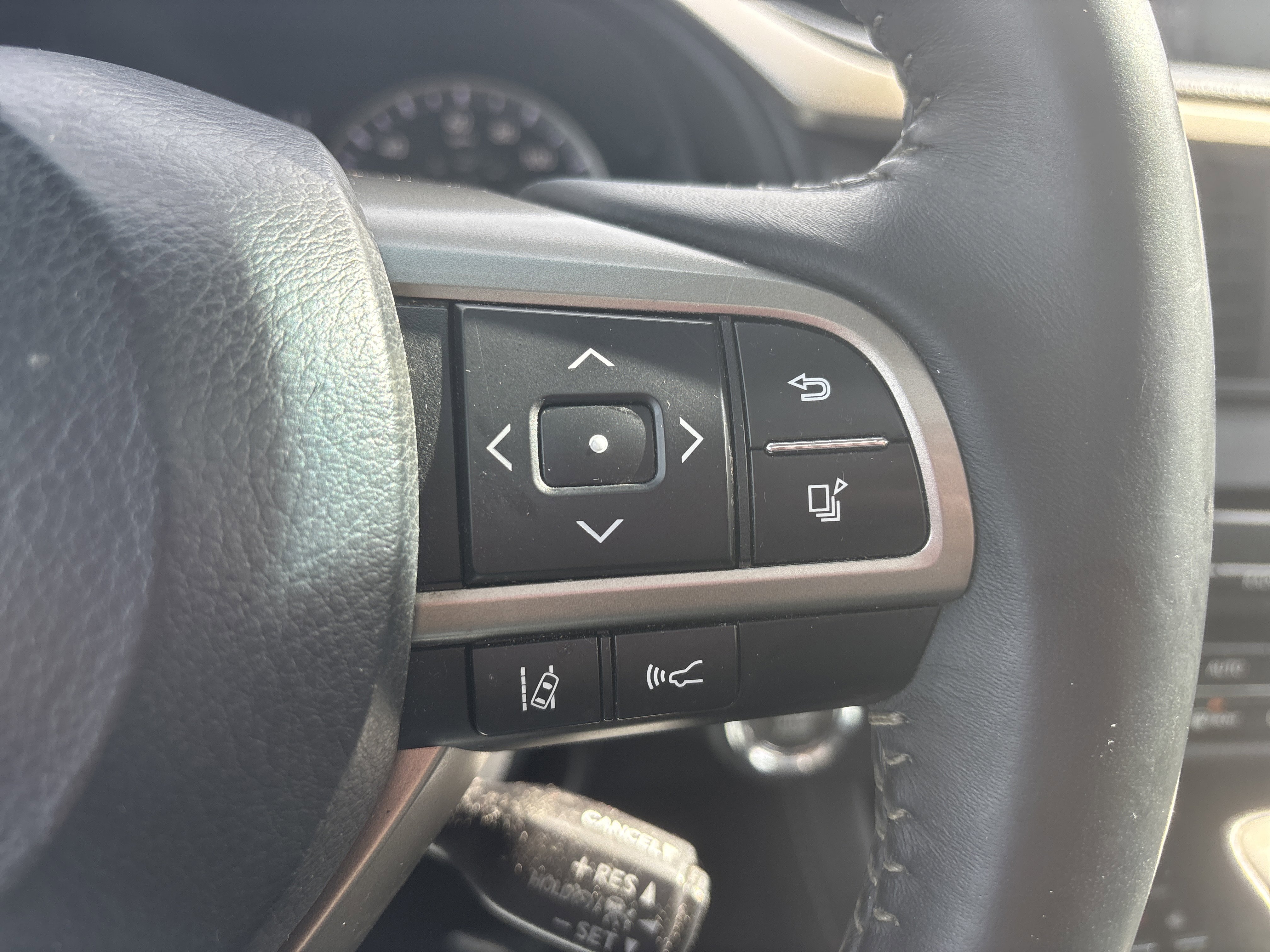 Used 2017 Lexus RX 350 AWD image 25