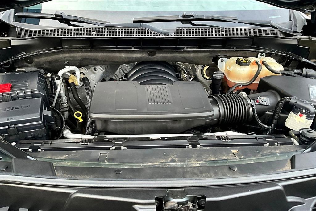 Used 2021 Chevrolet Suburban Z71 image 36