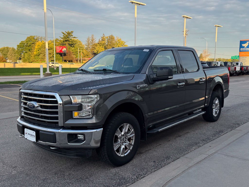 Used 2016 Ford F150 XLT w/ Equipment Group 302A Luxury AWD/4WD image 32
