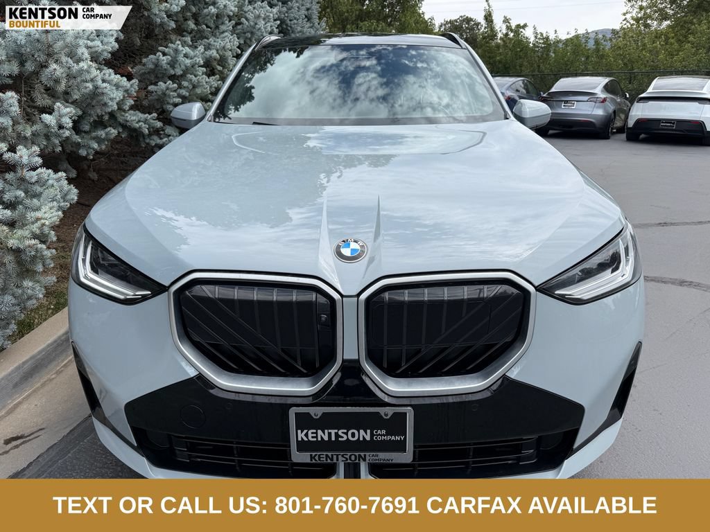Used 2025 BMW X3 xDrive30i w/ Premium Package AWD/4WD image 2