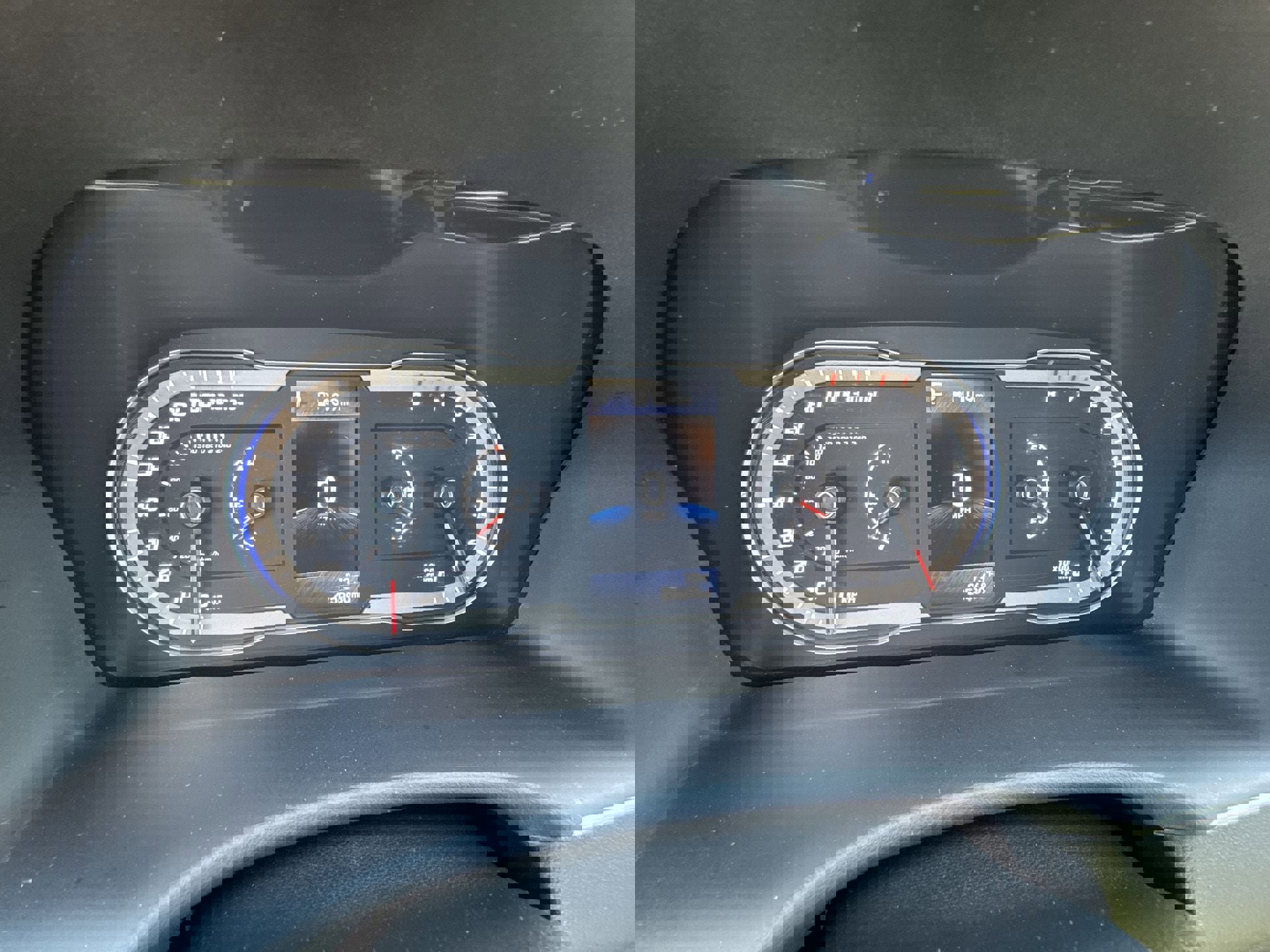 Used 2024 Hyundai Santa Cruz SEL image 11