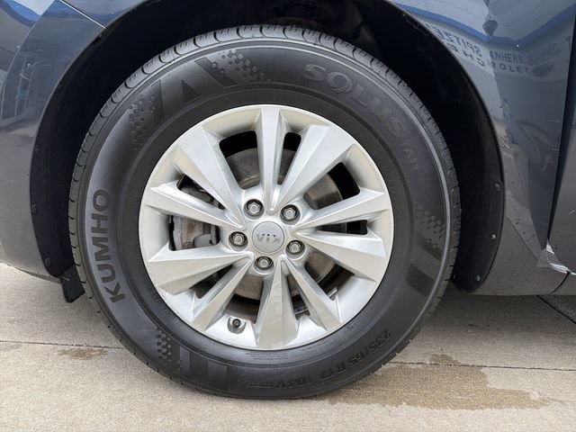 Used 2015 Kia Sedona LX FWD image 12