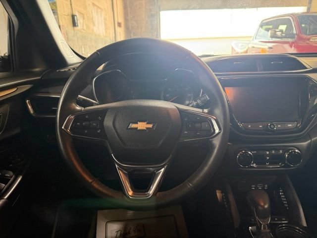 Used 2023 Chevrolet TrailBlazer ACTIV w/ Convenience Package AWD/4WD image 13