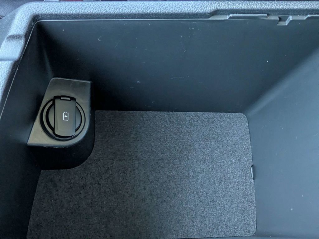 Used 2018 Kia Optima EX image 22