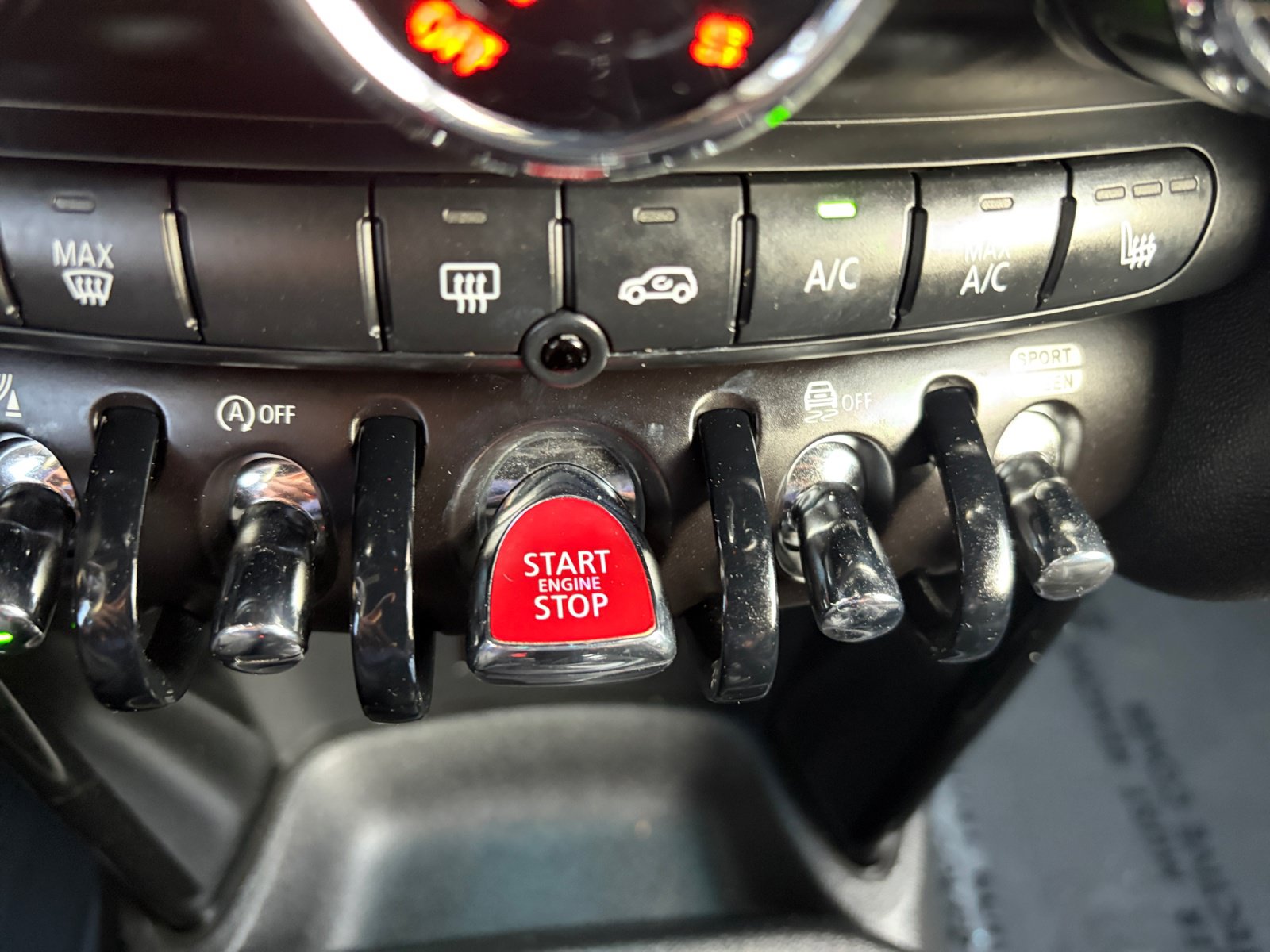 Used 2022 MINI Cooper John Cooper Works w/ Driver Assistance Package FWD image 25