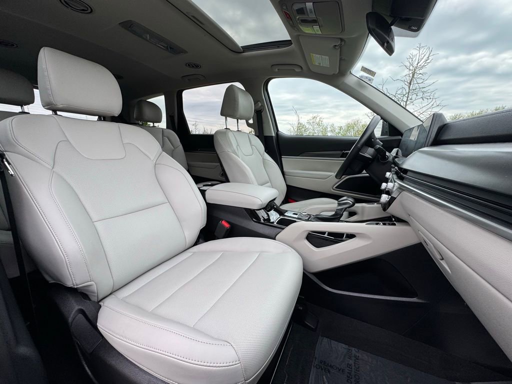 Used 2024 Kia Telluride S w/ S Sunroof Package AWD/4WD image 27