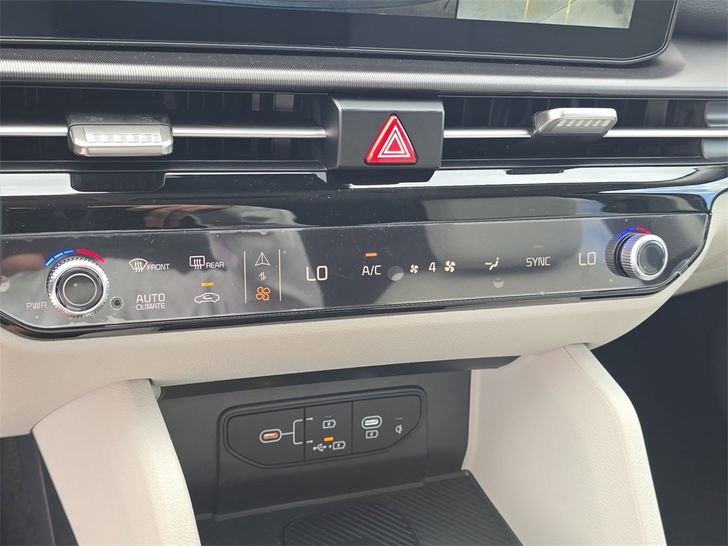 New 2026 Kia Sportage SX image 26