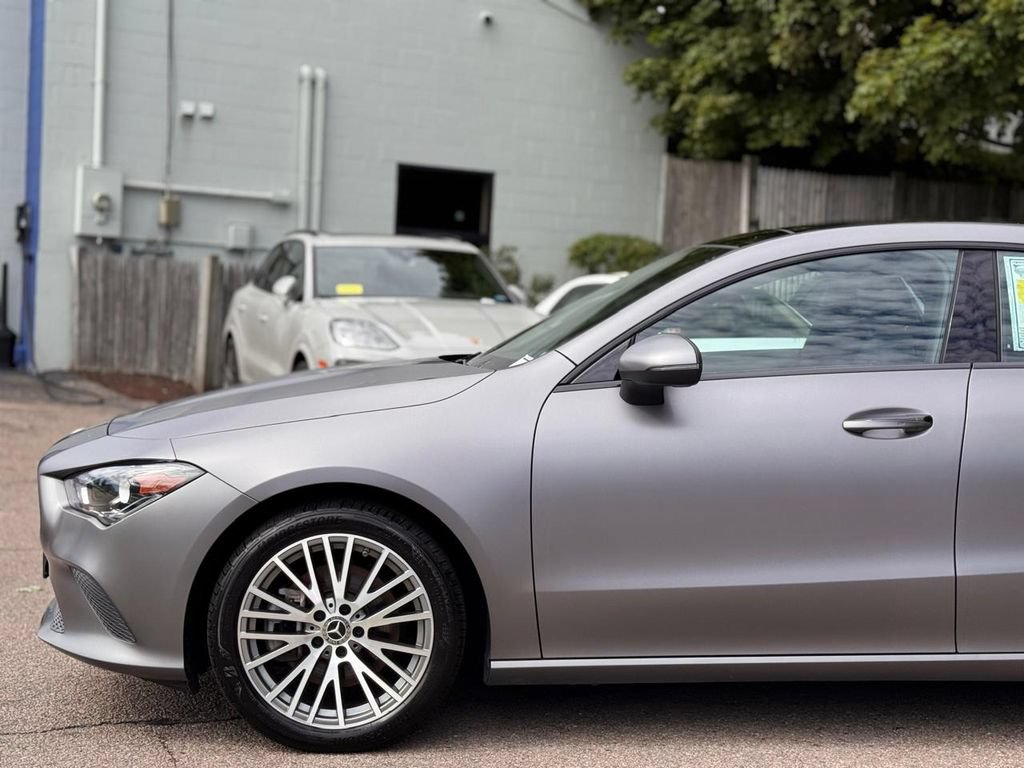 Used 2022 Mercedes-Benz CLA 250 4MATIC w/ Premium Package image 10