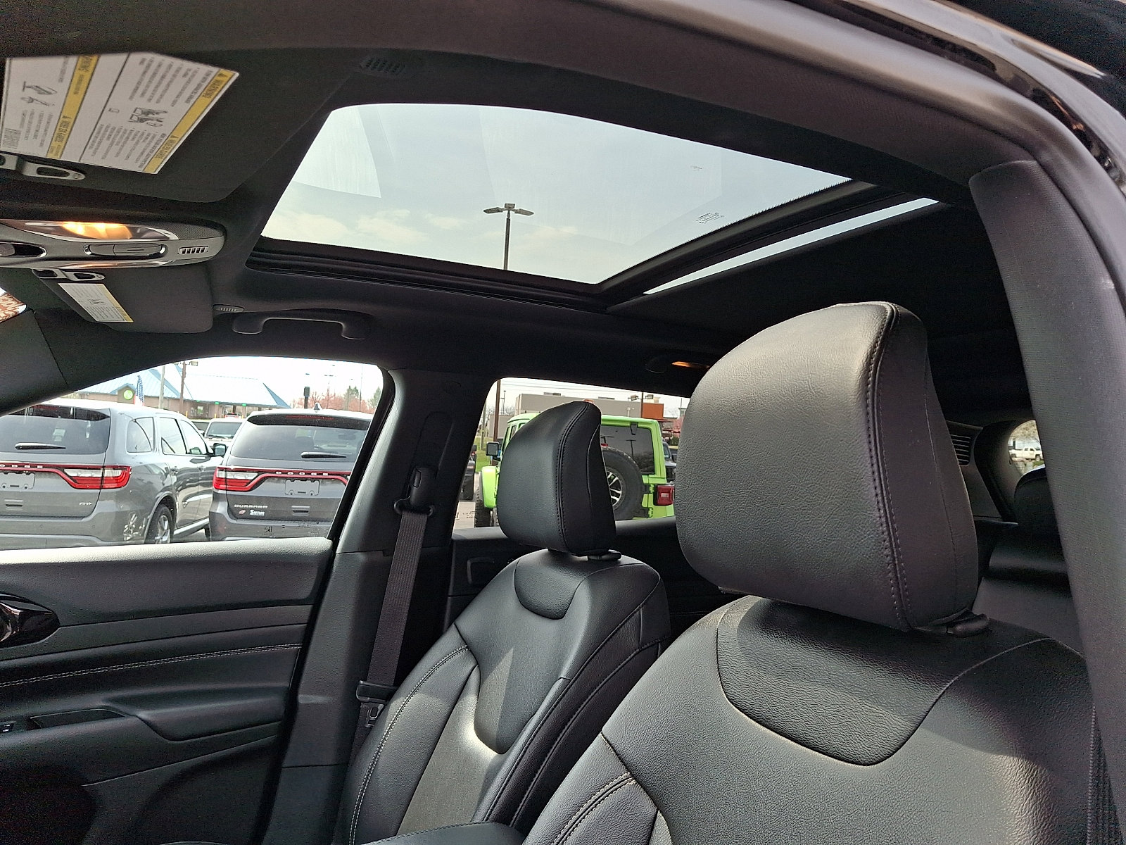 Certified 2024 Jeep Compass Limited w/ High Altitude Package image 16