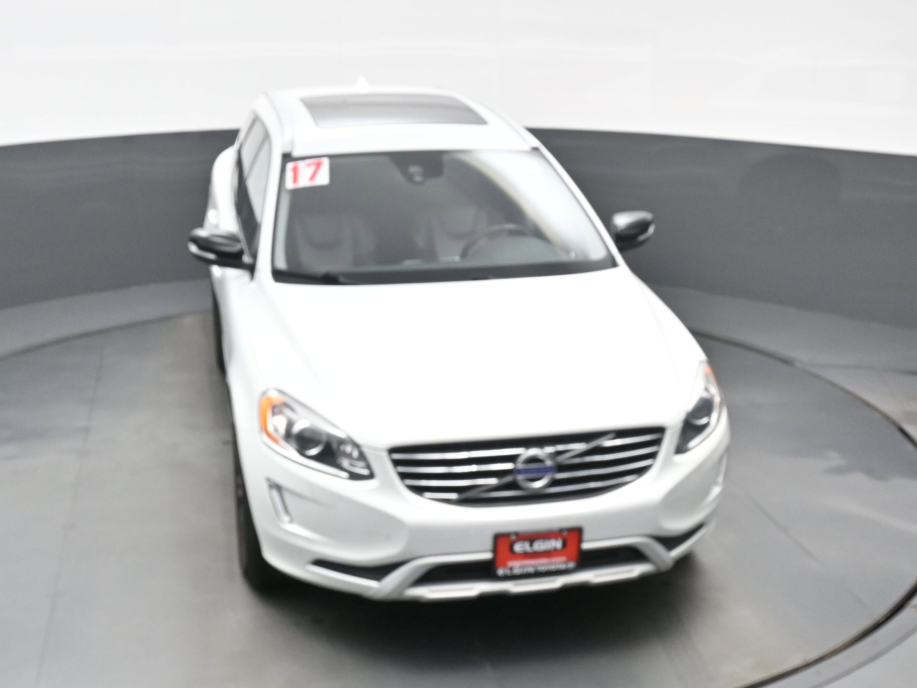 Used 2017 Volvo XC60 T5 Dynamic w/ Preferred Option Package image 35