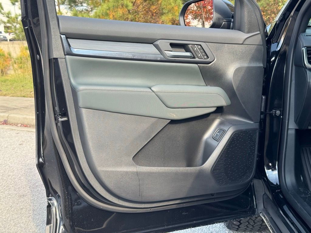 New 2026 GMC Terrain AT4 w/ Convenience Package III image 18