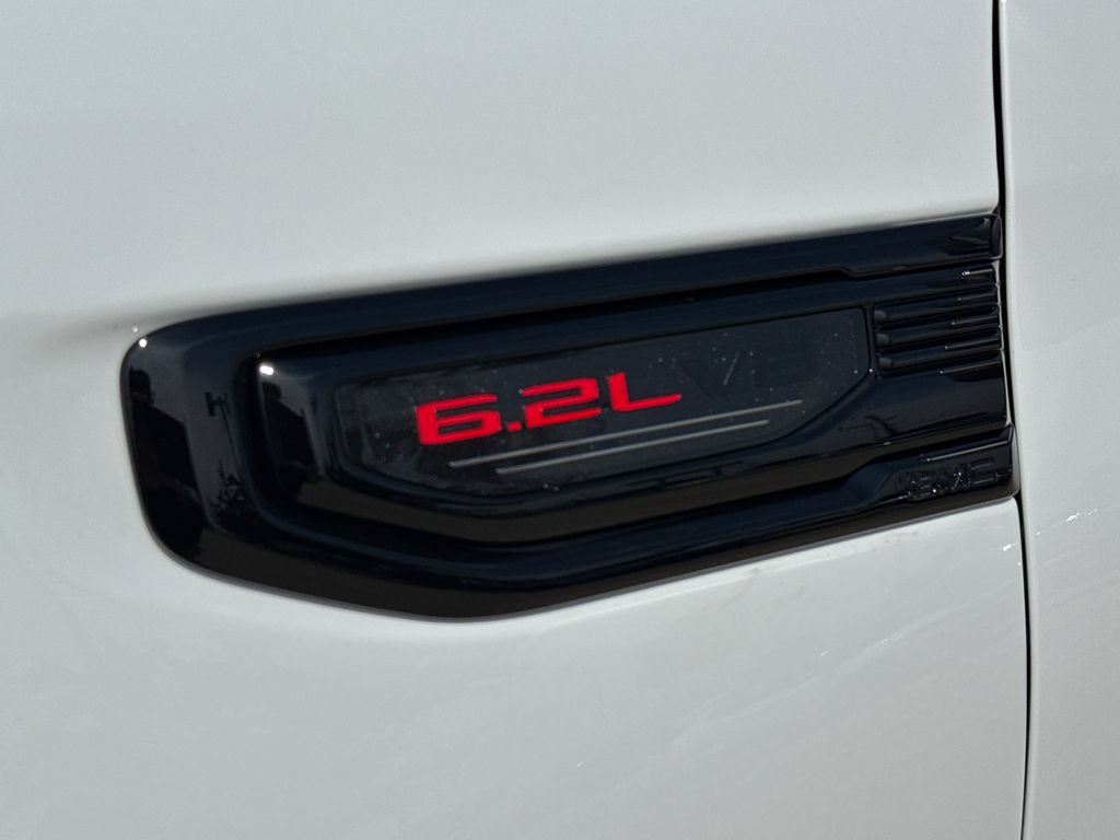 New 2026 GMC Sierra 1500 AT4 w/ AT4 Premium Package AWD/4WD image 16