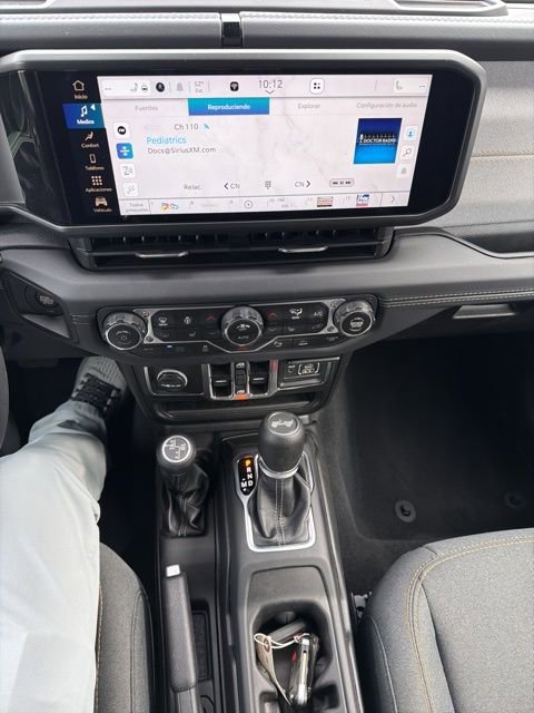 Used 2025 Jeep Wrangler Sahara w/ Safety Group image 23