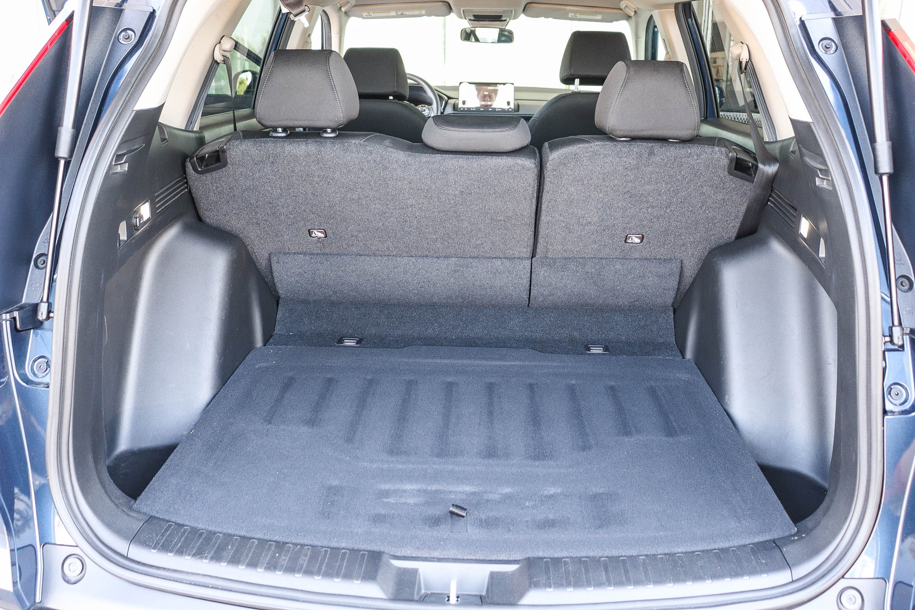 Certified 2025 Honda CR-V LX image 30